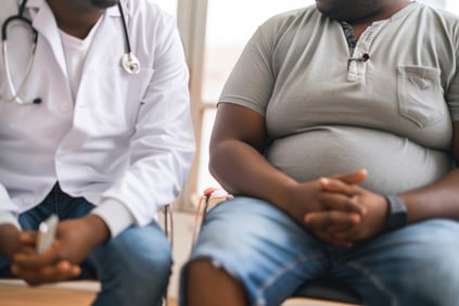 Patient obèse et professionnel de santé